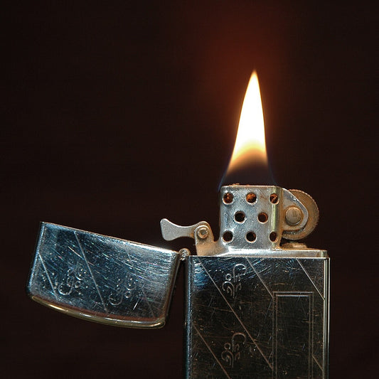 Comment choisir un briquet original en 2025 ?